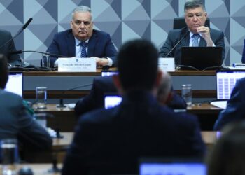 cpmi-do-inss-aprova-convocacao-de-parentes-e-socios-de-investigados