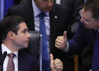 camara-restabelece-voto-secreto-em-pec-da-blindagem