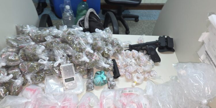 rondesp-bts-prende-suspeito-de-trafico-com-arma-de-fogo-na-capital