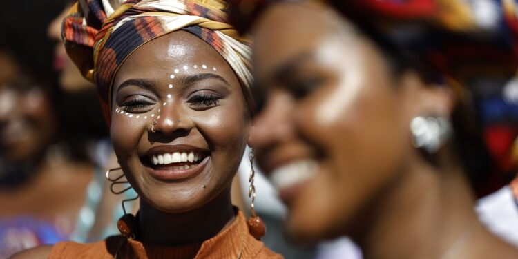 especialistas-defendem-atencao-especifica-para-saude-da-pele-negra