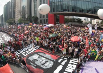 multidoes-ocupam-capitais-contra-anistia-e-pec-da-blindagem