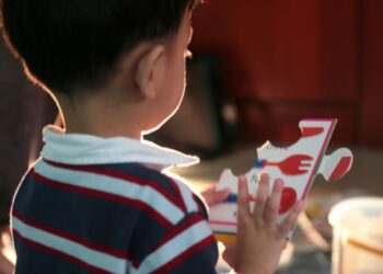 entidade-critica-fala-de-trump-que-ligou-uso-de-paracetamol-a-autismo