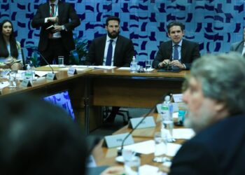 lideres-devem-avaliar-hoje-isencao-do-ir-ate-r$-5-mil,-diz-motta