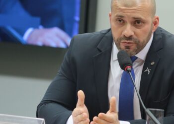 moraes-autoriza-progressao-de-daniel-silveira-para-regime-aberto