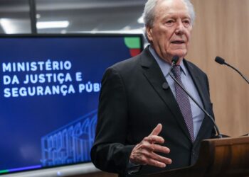 lewandowski:-operacoes-recentes-sao-prenuncio-da-pec-da-seguranca