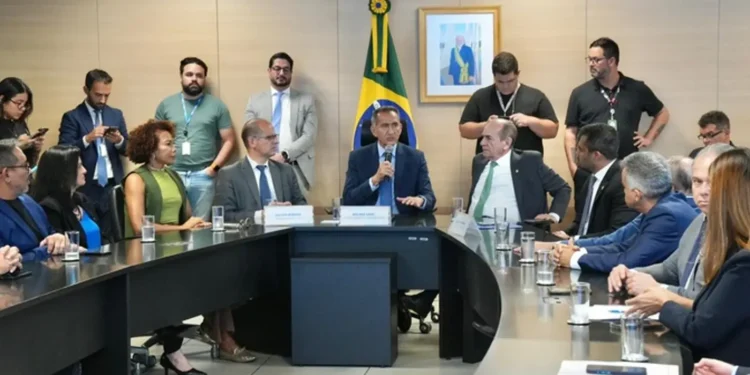 mercado-do-povo-leva-comercio-e-renda-a-municipios-mais-vulneraveis