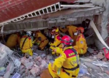 forte-terremoto-de-magnitude-7,4-atinge-filipinas