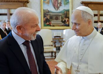 lula-se-reune-com-papa-leao-xiv,-pela-primeira-vez,-no-vaticano