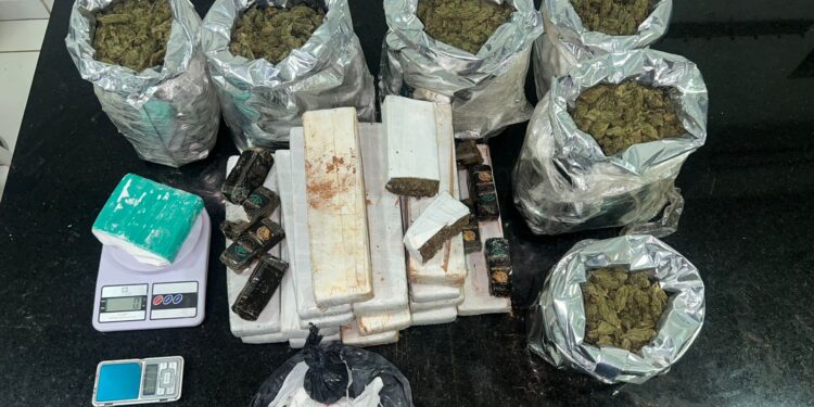 pm-prende-suspeitos-de-trafico-em-luis-eduardo-magalhaes