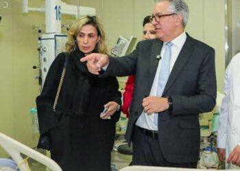 padilha-visita-modelo-de-hospital-inteligente-na-china