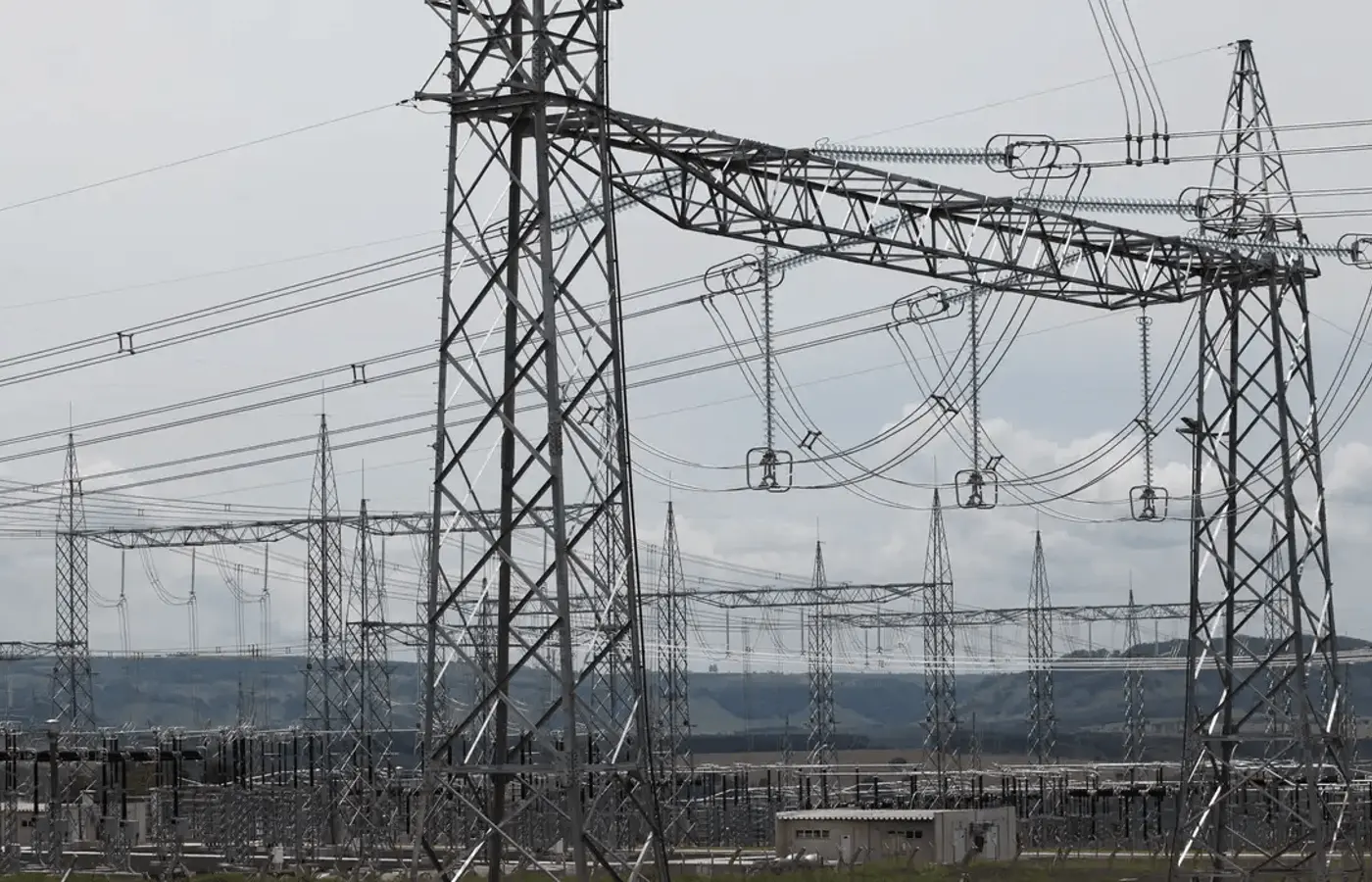 apagao-em-nove-unidades-da-federacao-revela-fragilidade-no-sistema-eletrico,-diz-especialista