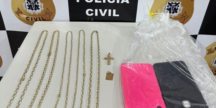 joias-avaliadas-em-r$-200-mil-sao-recuperadas-em-vitoria-da-conquista