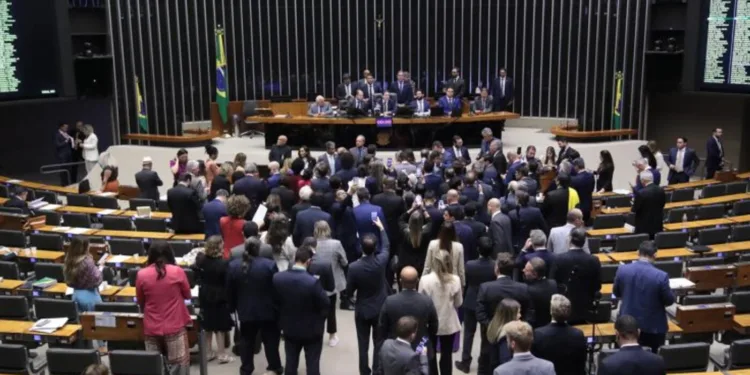 projeto-de-lei-quer-acelerar-exploracao-de-minerais-estrategicos-no-brasil