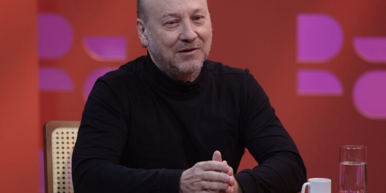 jornalista-esportivo-flavio-gomes-e-entrevistado-hoje-no-dr-com-demori