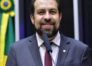 boulos-diz-que-colocara-governo-na-rua,-ouvindo-demandas-populares