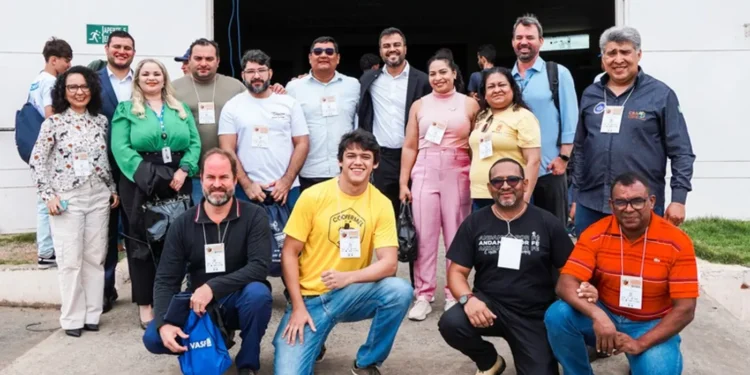 produtores-de-mel-trocam-experiencias-e-fortalecem-inclusao-em-territorios-de-baixa-renda