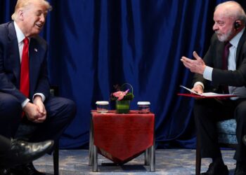 nas-redes-sociais,-lula-comenta-“otima-reuniao”-com-trump-na-malasia