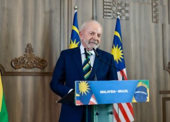 “ele-tem-meu-telefone-e-eu-tenho-o-dele”,-diz-lula-sobre-trump