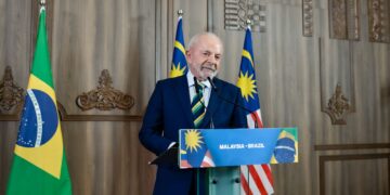 “ele-tem-meu-telefone-e-eu-tenho-o-dele”,-diz-lula-sobre-trump