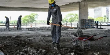 taxa-de-juros-continua-sendo-principal-obstaculo-para-a-construcao-civil,-aponta-cni