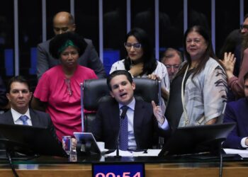 camara-dos-deputados-aprova-licenca-menstrual-de-ate-2-dias