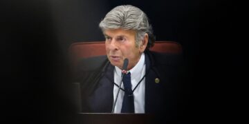 stf-cancela-sessao-e-adia-estreia-de-fux-na-segunda-turma