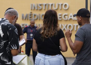 lula-envia-ministros-para-reuniao-com-castro-na-tarde-desta-quarta