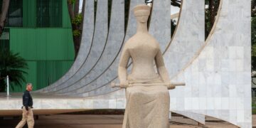 stf-tem-tres-votos-para-obrigar-pm-a-informar-suspeito-sobre-direito