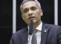 moraes-suspende-acao-penal-contra-deputado-gustavo-gayer