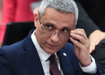 moraes-nega-pedido-de-gustavo-gayer-para-visitar-bolsonaro