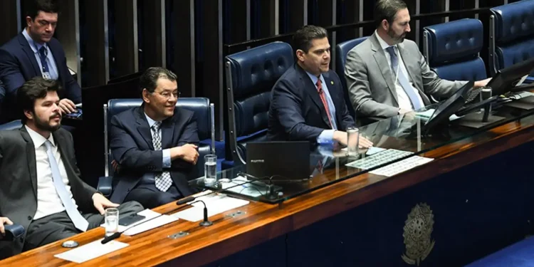 senado-aprova-mp-que-reformula-regras-do-setor-eletrico-e-abre-mercado-livre-para-consumidores