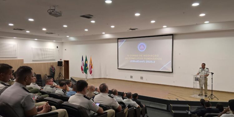 policia-militar-realiza-aula-inaugural-da-2a-edicao-do-curso-de-mediacao-de-conflitos-fundiarios