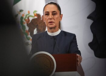 presidente-mexicana-e-vitima-de-assedio-nas-ruas-da-cidade-do-mexico