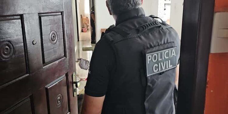 mulher-e-presa-por-estelionato-contra-idosos-em-simoes-filho