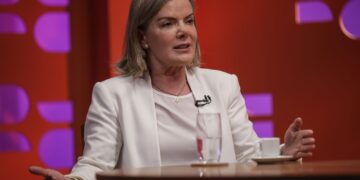 gleisi:-tipificacao-penal-e-apreensao-de-bens-sao-inegociaveis-em-pl