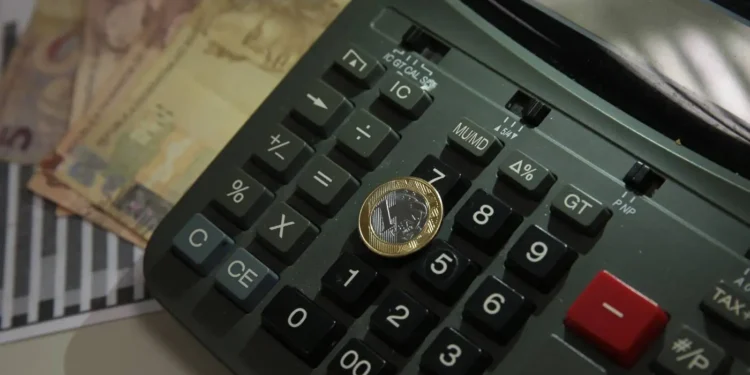 reforma-tributaria:-falta-de-preparo-das-empresas-pode-aumentar-custos-e-afetar-competitividade