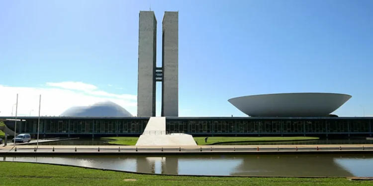 semana-no-congresso-tera-foco-no-pl-antifaccao-e-avanco-de-cpis-sobre-inss-e-crime-organizado