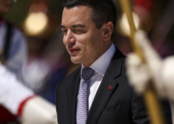 em-referendo,-equador-rejeita-instalar-bases-militares-estrangeiras