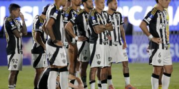 lanus-supera-atletico-mg-nos-penaltis-e-e-bicampeao-da-sul-americana