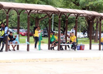 medico-e-advogados-visitam-bolsonaro-antes-de-audiencia-de-custodia