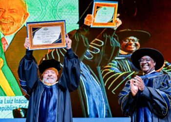 lula-recebe-titulo-de-doutor-honoris-causa-em-mocambique