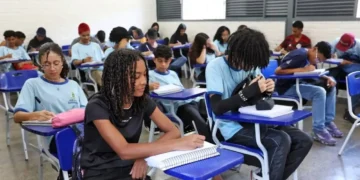 salario-educacao:-estados,-municipios-e-df-repartem-r$-1,67-bilhao