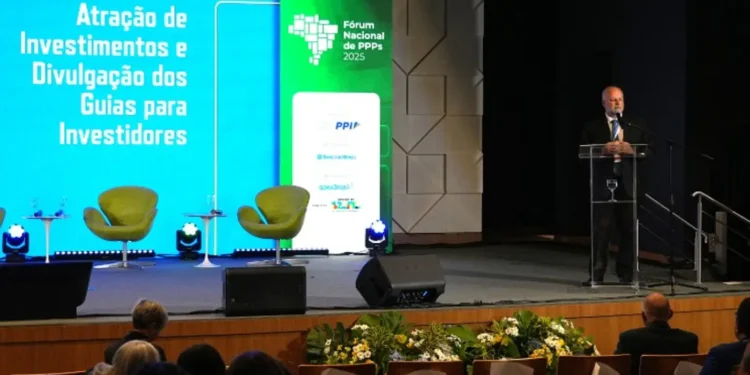 forum-nacional-de-ppps-destaca-novos-produtos-para-atrair-investimentos-estrangeiros-em-setores-estrategicos