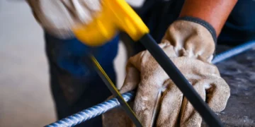 confianca-da-construcao-registra-3a-alta-seguida-e-atinge-maior-marca-desde-marco