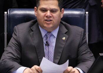 alcolumbre-cancela-calendario-para-sabatina-de-jorge-messias-ao-stf