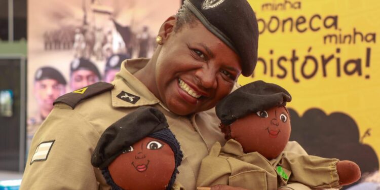 encerramento-da-campanha-“cade-a-minha-boneca-preta?”-tem-participacao-da-pm