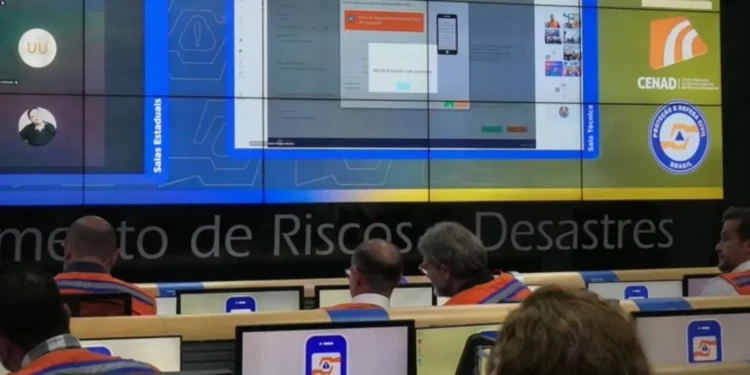 operacao-do-defesa-civil-alerta-completa-um-ano-com-630-alertas-enviados