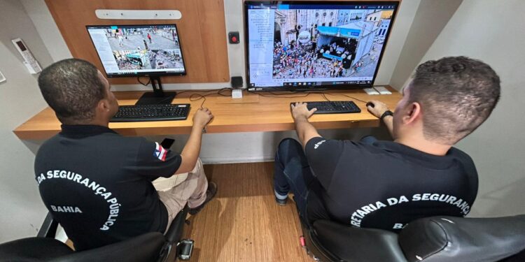 poe-e-reconhecimento-facial-sao-usados-na-festa-de-nossa-senhora-da-conceicao-da-praia