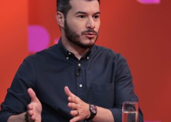 no-dr-com-demori,-historiador-analisa-politica-e-desafios-para-2026