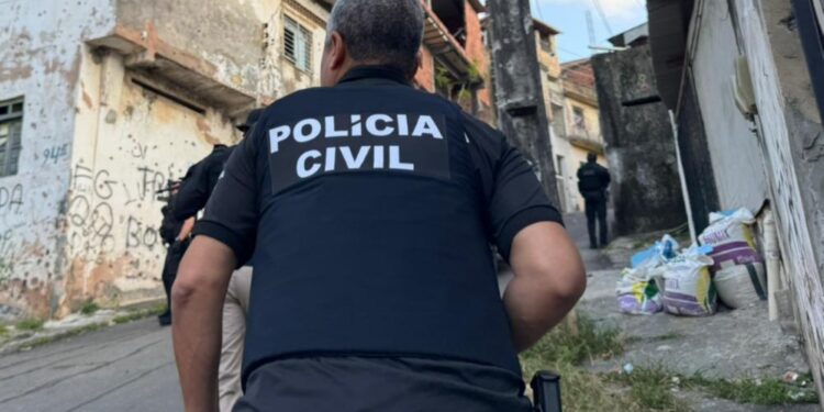 policia-civil-da-bahia-localiza-em-florianopolis-lider-de-grupo-criminoso-atuante-em-coracao-de-maria